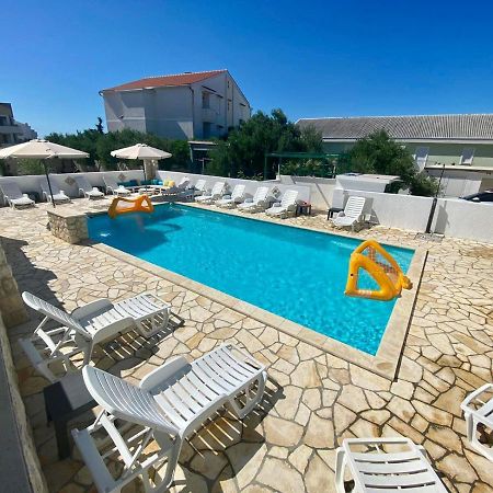 Apartments King - City Center Novalja Exterior foto